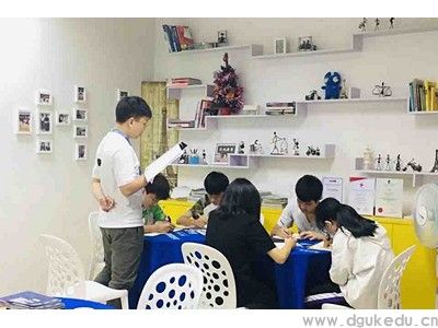 雅思词汇天天记：旅行必备